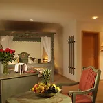 Western Erb Szálloda 4*
