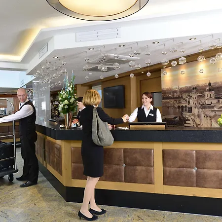 Otel Western Erb Vaterstetten