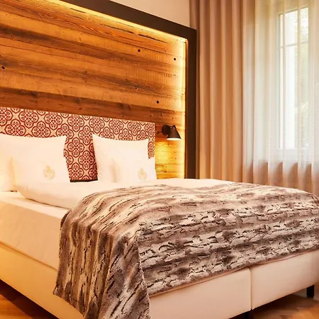 Otel Western Erb Vaterstetten