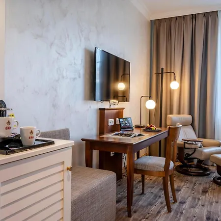 Western Erb Hotel 4*